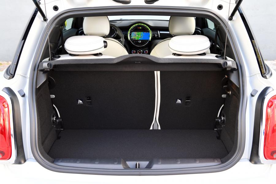 Багажник Mini Cooper SE (F56) 2020 года  (NA) (фото 304 из 342)